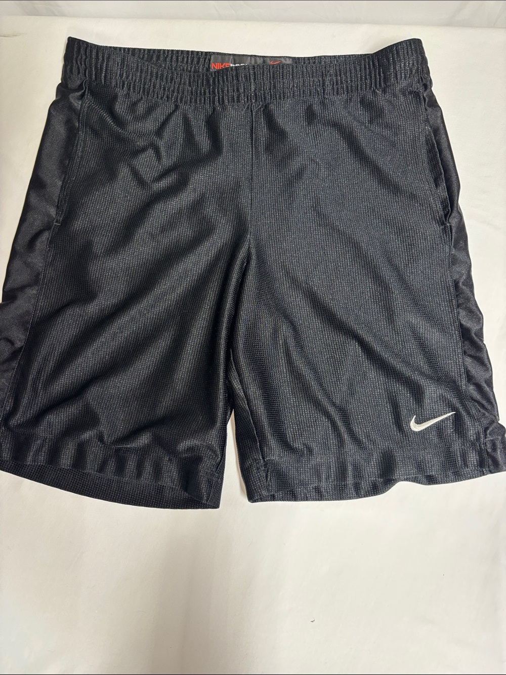 Nike Basketball Men’s M Black Mesh Shorts Swoosh Throwback Athletic